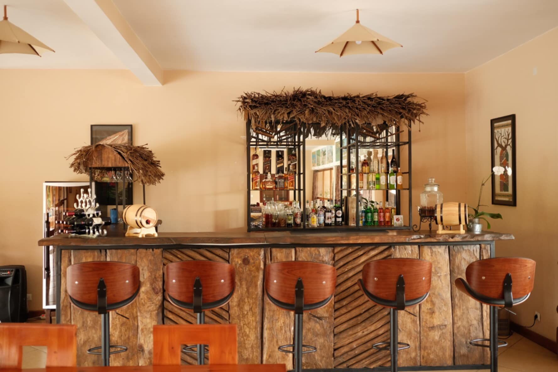 Ambiance du bar de Ny Tanàna Hôtel
